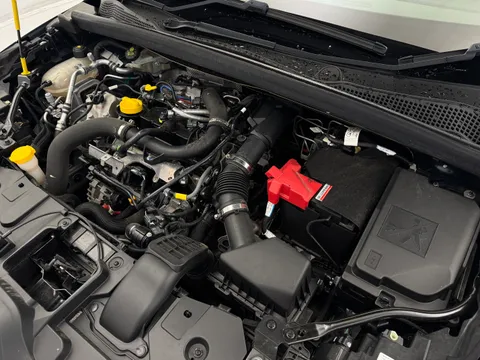 DS22WBP Renault Captur 1.0 TCE 90 Iconic Edition 5dr Thumbnail #28