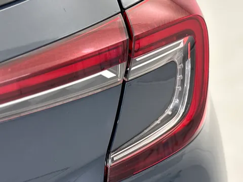 DS22WBP Renault Captur 1.0 TCE 90 Iconic Edition 5dr Thumbnail #32