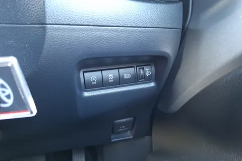 DY23JZL Toyota Aygo X 1.0 VVT-i Pure 5dr Auto Thumbnail #33