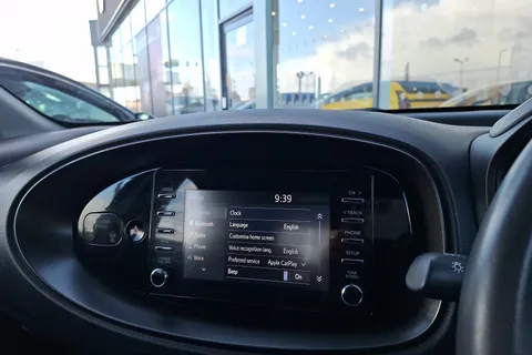 DY23JZL Toyota Aygo X 1.0 VVT-i Pure 5dr Auto Thumbnail #39