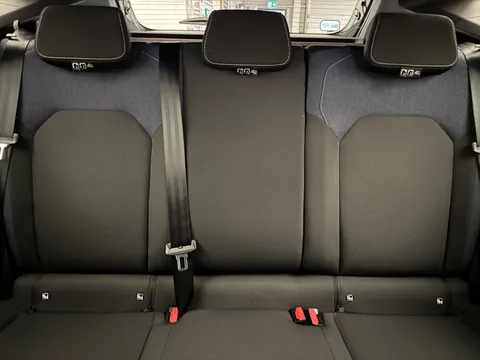 DV25HFY Dacia Duster 1.6 Hybrid 140 Journey 5dr Auto Thumbnail #16