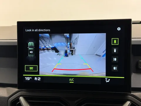 DV25HFY Dacia Duster 1.6 Hybrid 140 Journey 5dr Auto Thumbnail #25