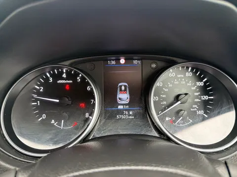 12 of 25 for Nissan Qashqai 1.3 DiG-T Acenta Premium 5dr