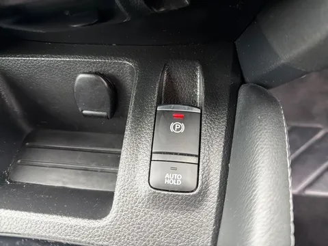 21 of 25 for Nissan Qashqai 1.3 DiG-T Acenta Premium 5dr