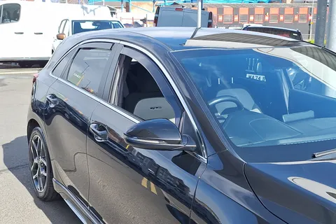 RF21ECA Kia Ceed 1.0T GDi ISG GT-Line 5dr Thumbnail #18