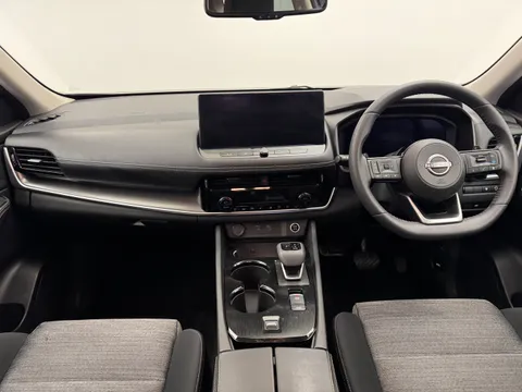 DY25BFZ Nissan X-Trail 1.5 MHEV 163 N-Connecta 5dr [7 Seat] Xtronic Thumbnail #3