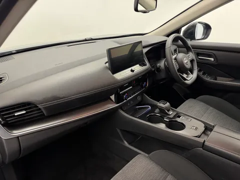 DY25BFZ Nissan X-Trail 1.5 MHEV 163 N-Connecta 5dr [7 Seat] Xtronic Thumbnail #17