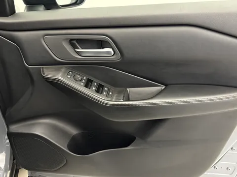 DY25BFZ Nissan X-Trail 1.5 MHEV 163 N-Connecta 5dr [7 Seat] Xtronic Thumbnail #23