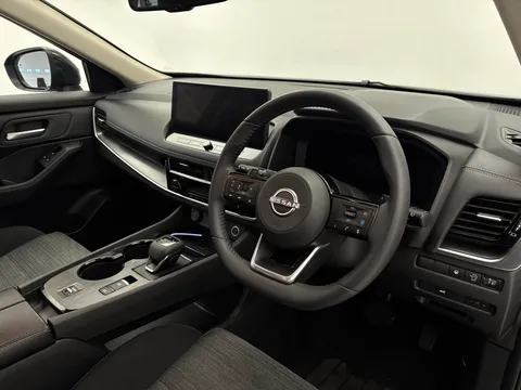 DY25BFZ Nissan X-Trail 1.5 MHEV 163 N-Connecta 5dr [7 Seat] Xtronic Thumbnail #25