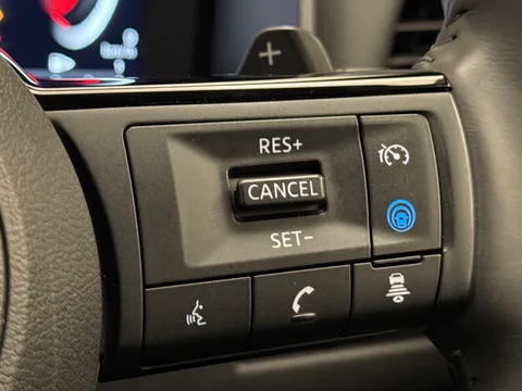 DY25BFZ Nissan X-Trail 1.5 MHEV 163 N-Connecta 5dr [7 Seat] Xtronic Thumbnail #27