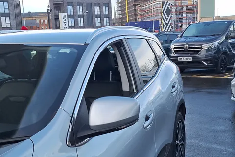 BP21UWW Renault Kadjar 1.3 TCE S Edition 5dr Thumbnail #18