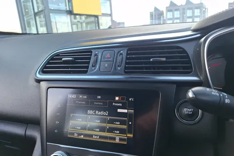 BP21UWW Renault Kadjar 1.3 TCE S Edition 5dr Thumbnail #40