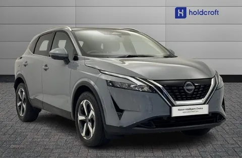 DU23BYZ Nissan Qashqai 1.3 DiG-T MH N-Connecta 5dr Thumbnail #1