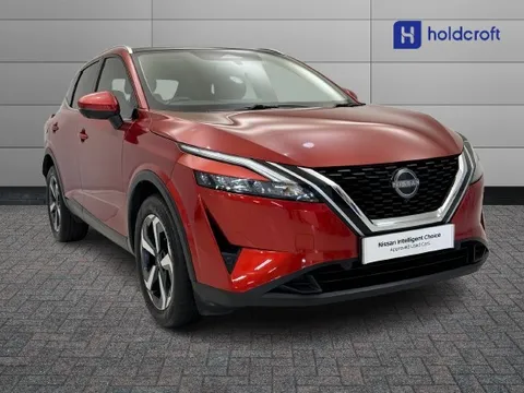 EX72KHD Nissan Qashqai 1.3 DiG-T MH N-Connecta [Glass Roof] 5dr Thumbnail #1