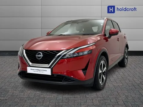 EX72KHD Nissan Qashqai 1.3 DiG-T MH N-Connecta [Glass Roof] 5dr Thumbnail #3