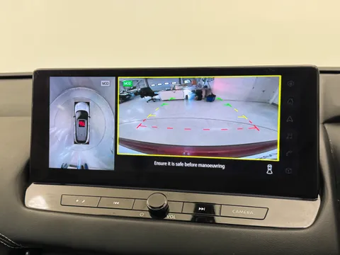 EX72KHD Nissan Qashqai 1.3 DiG-T MH N-Connecta [Glass Roof] 5dr Thumbnail #14