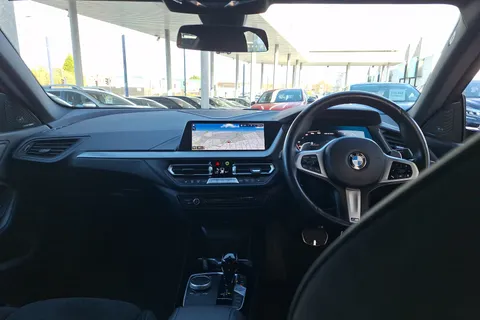 YA73EJL BMW 2 Series M235i xDrive 4dr Step Auto Thumbnail #4