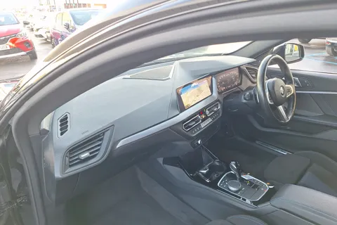 YA73EJL BMW 2 Series M235i xDrive 4dr Step Auto Thumbnail #29