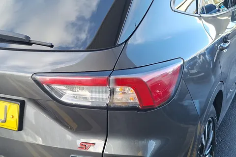 DB21CKJ Ford Kuga 2.5 PHEV ST-Line X Edition 5dr CVT Thumbnail #18