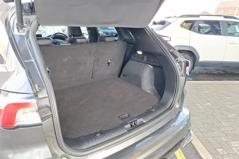 DB21CKJ Ford Kuga 2.5 PHEV ST-Line X Edition 5dr CVT Thumbnail #19