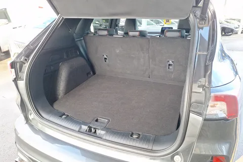 DB21CKJ Ford Kuga 2.5 PHEV ST-Line X Edition 5dr CVT Thumbnail #21