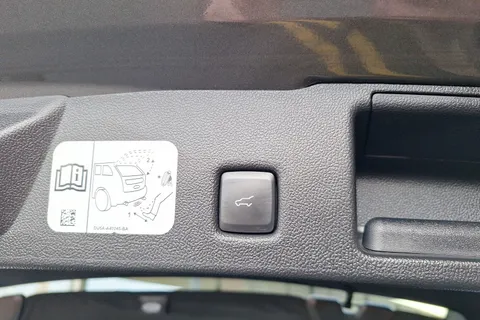 DB21CKJ Ford Kuga 2.5 PHEV ST-Line X Edition 5dr CVT Thumbnail #22