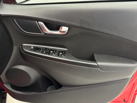 17 of 35 for Hyundai Kona 1.0 TGDi 48V MHEV SE Connect 5dr