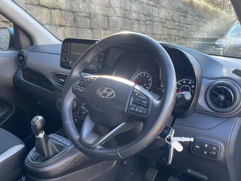 MT23JXG Hyundai i10 1.0 MPi SE Connect 5dr Thumbnail #15