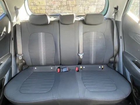 MT23JXG Hyundai i10 1.0 MPi SE Connect 5dr Thumbnail #20