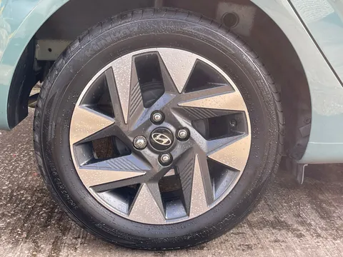 ML25NSE Hyundai i10 1.2 [79] Advance 5dr [Nav] Thumbnail #8