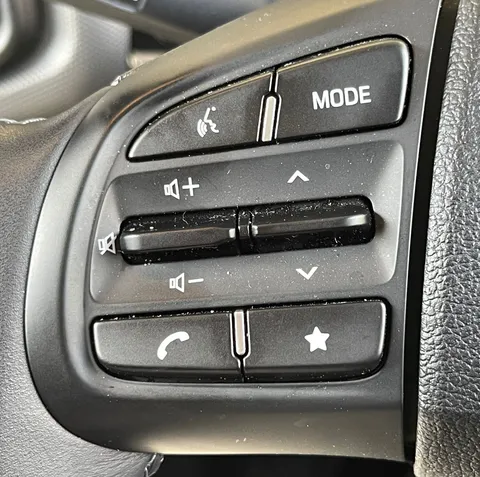 ML25NSE Hyundai i10 1.2 [79] Advance 5dr [Nav] Thumbnail #17