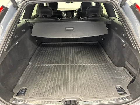 OU22KWD Volvo V90 2.0 B5P R DESIGN 5dr Auto Thumbnail #32