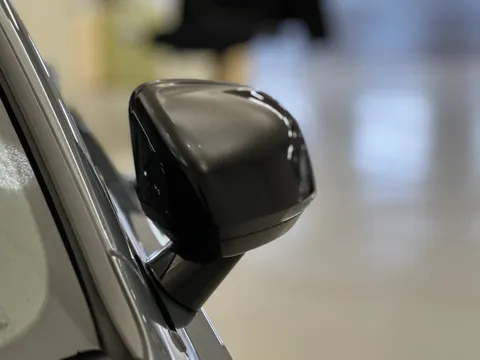 OU22KWD Volvo V90 2.0 B5P R DESIGN 5dr Auto Thumbnail #36