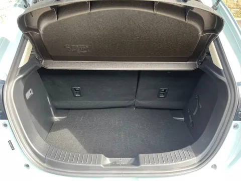 MX24ZKA Mazda Mazda2 1.5 Skyactiv G Exclusive-Line 5dr Auto Thumbnail #24