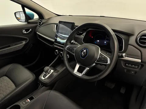 PN70LFM Renault Zoe 100kW i GT Line R135 50kWh 5dr Auto Thumbnail #21