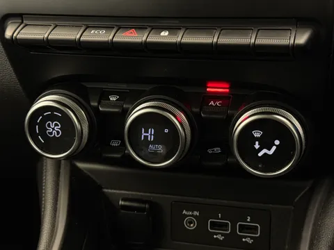 PN70LFM Renault Zoe 100kW i GT Line R135 50kWh 5dr Auto Thumbnail #28