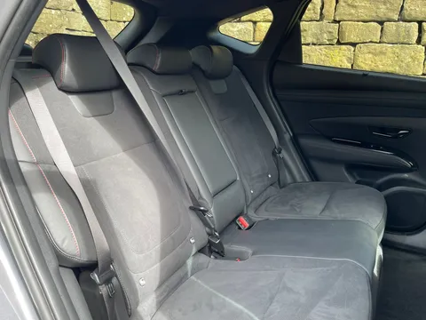 EA74DKL Hyundai Tucson 1.6T Plug-in Hybrid N Line S 5dr 4WD Auto Thumbnail #8