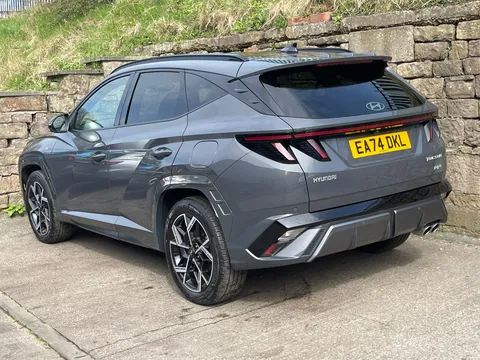 EA74DKL Hyundai Tucson 1.6T Plug-in Hybrid N Line S 5dr 4WD Auto Thumbnail #3