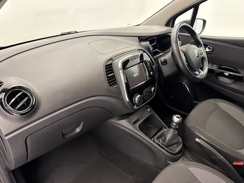 12 of 33 for Renault Captur 1.2 TCE Dynamique Nav 5dr