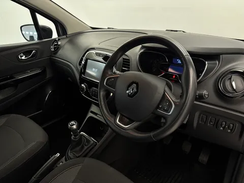 22 of 33 for Renault Captur 1.2 TCE Dynamique Nav 5dr