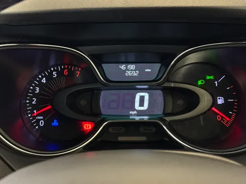 28 of 33 for Renault Captur 1.2 TCE Dynamique Nav 5dr