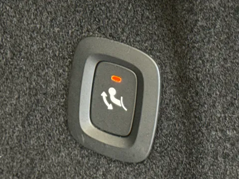 CE70PUV Volvo XC60 2.0 B5P [250] R DESIGN 5dr AWD Geartronic Thumbnail #29