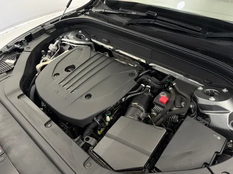 CE70PUV Volvo XC60 2.0 B5P [250] R DESIGN 5dr AWD Geartronic Thumbnail #37
