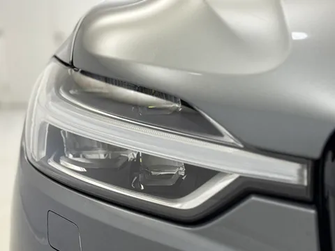 CE70PUV Volvo XC60 2.0 B5P [250] R DESIGN 5dr AWD Geartronic Thumbnail #40