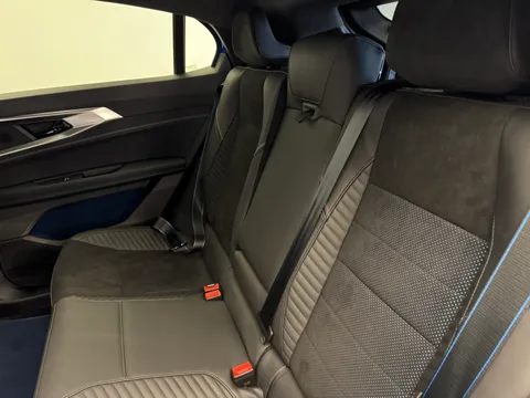 BL74ZHK Renault Rafale E-Tech FHEV Techno Esprit Alpine 5dr Auto 4C Thumbnail #11