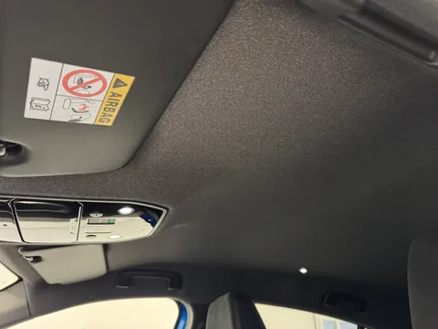 BL74ZHK Renault Rafale E-Tech FHEV Techno Esprit Alpine 5dr Auto 4C Thumbnail #15