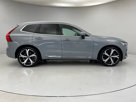 RE25NMV Volvo XC60 2.0 T8 [455] PHEV Ultra Dark 5dr AWD Geartronic Thumbnail #5