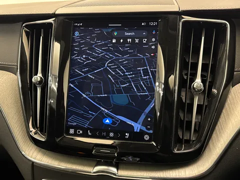 RE25NMV Volvo XC60 2.0 T8 [455] PHEV Ultra Dark 5dr AWD Geartronic Thumbnail #24