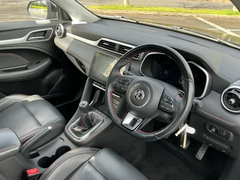 DK22XUG Mg Motor Uk Zs 1.5 VTi-TECH Exclusive 5dr Thumbnail #18