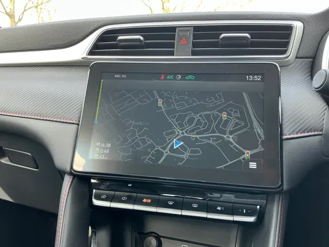 DK22XUG Mg Motor Uk Zs 1.5 VTi-TECH Exclusive 5dr Thumbnail #26